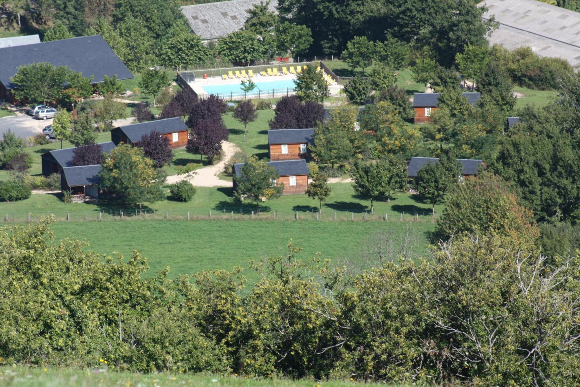 Village De Gite - La Cascade Sainte-Eulalie-d'Olt Екстер'єр фото